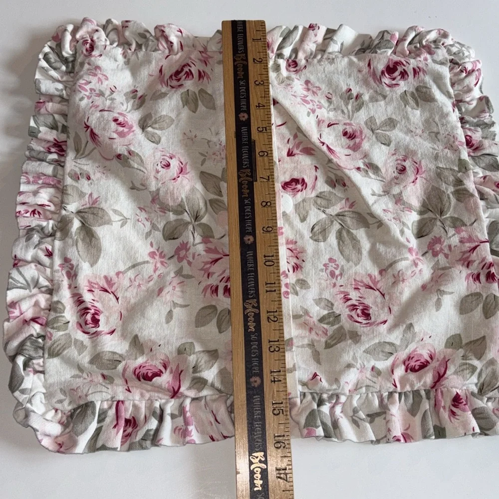 Simply Shabby Chic Pink and Cream Floral Fabric